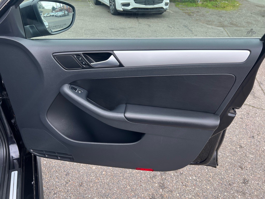 2013 Volkswagen Jetta Image 20