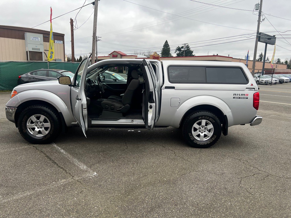 2005 Nissan Frontier Image 21