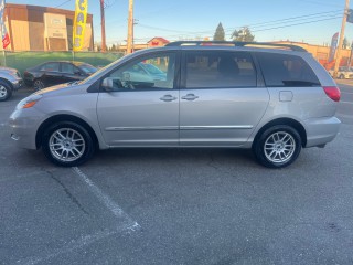 Image for 2009 Toyota Sienna XLE ID: 7140416