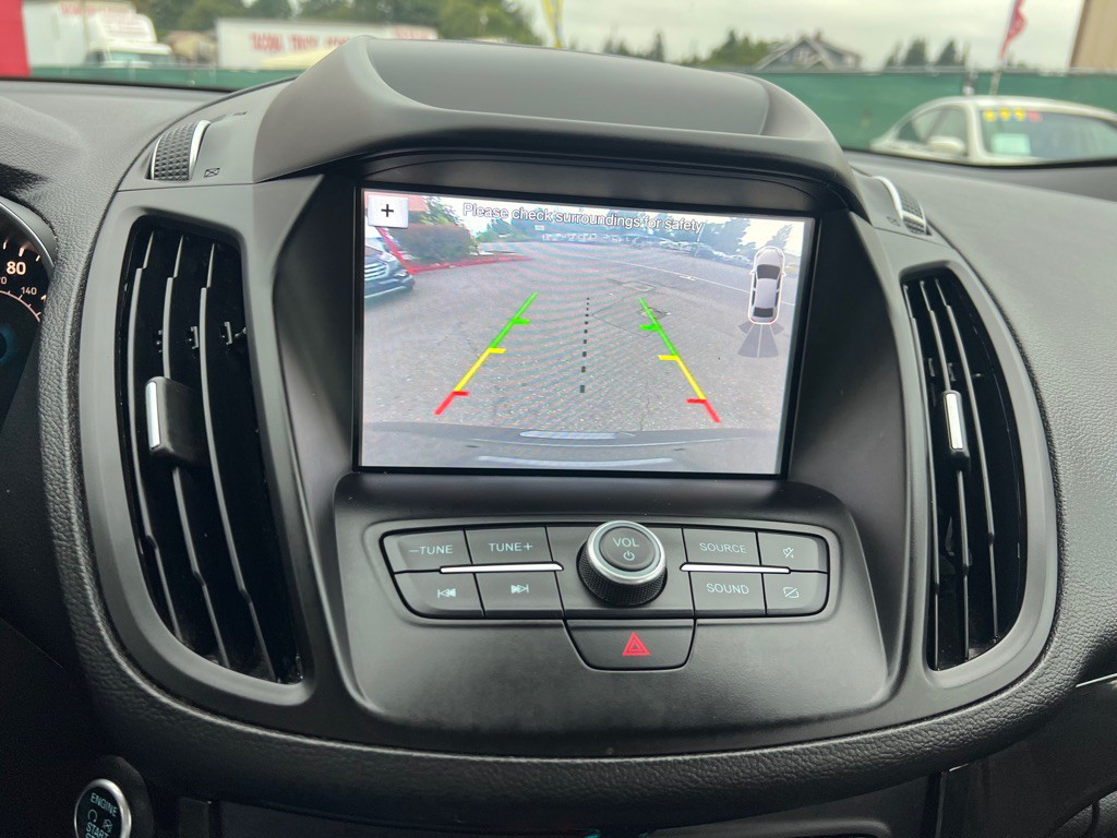 2019 Ford Escape Image 9