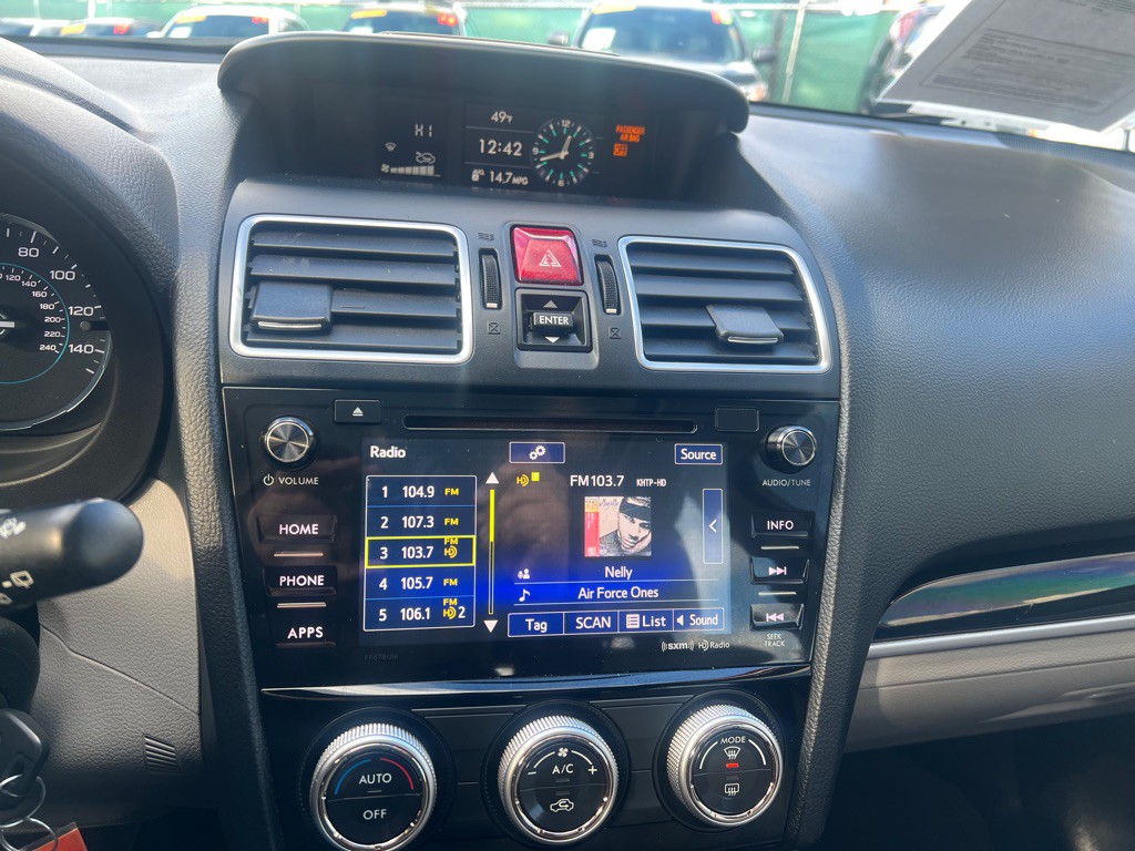 2017 Subaru Forester Image 9