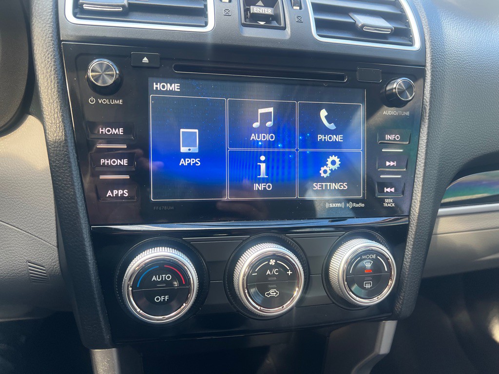 2017 Subaru Forester Image 14