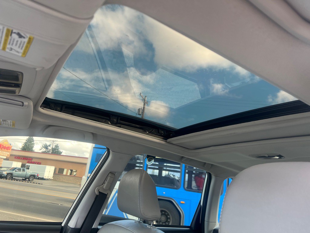 2017 Subaru Forester Image 15