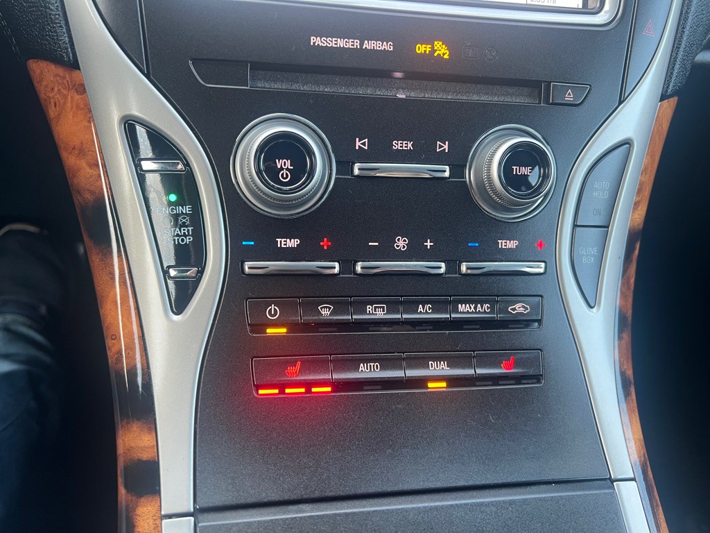 2017 Lincoln MKX Image 10