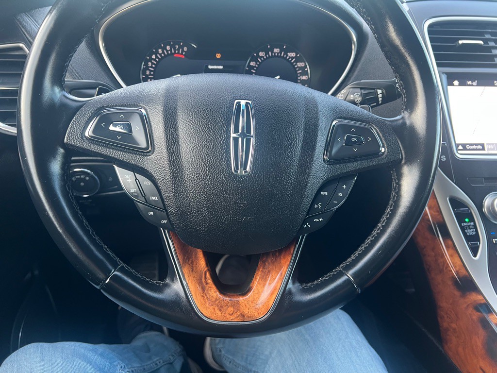 2017 Lincoln MKX Image 12