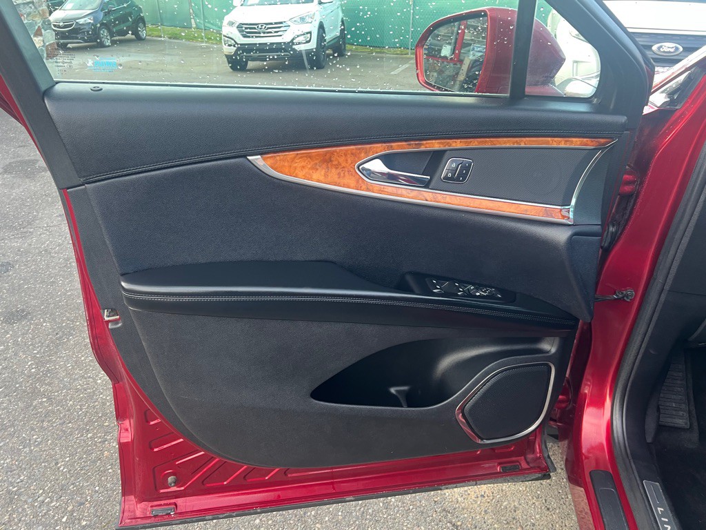 2017 Lincoln MKX Image 13