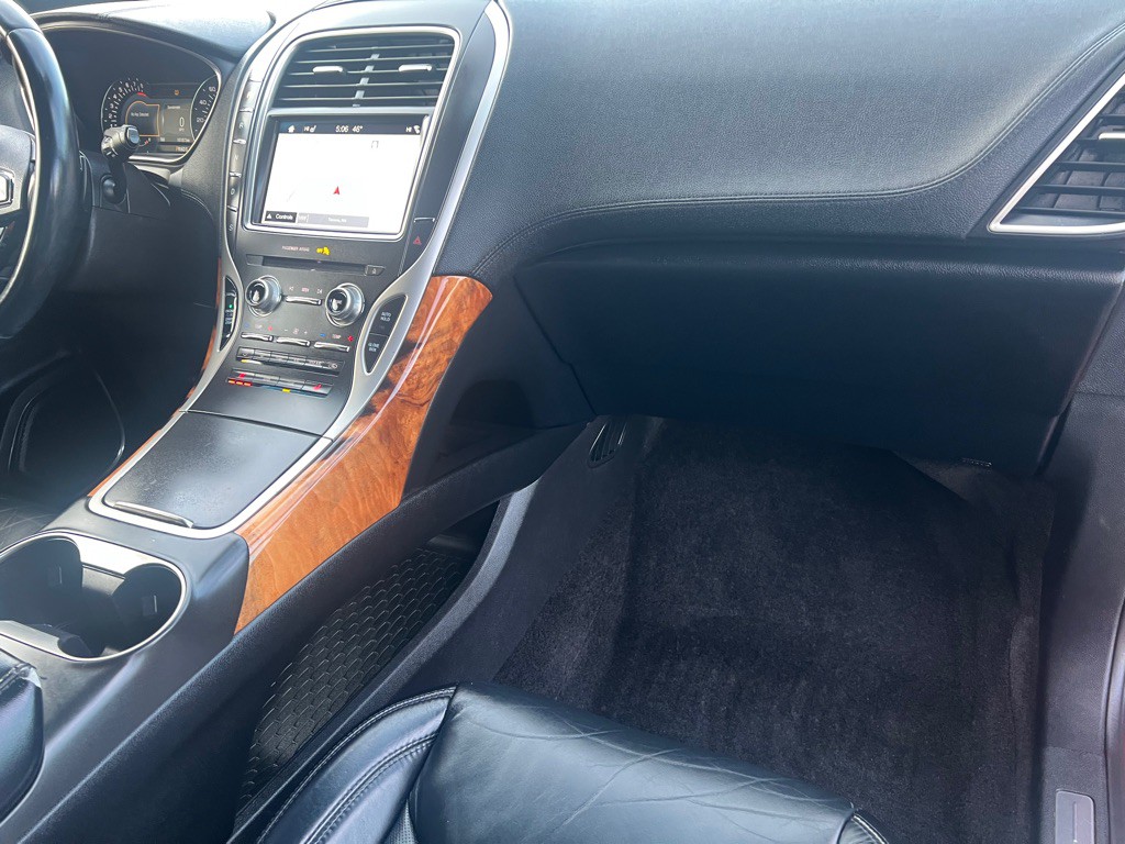 2017 Lincoln MKX Image 18