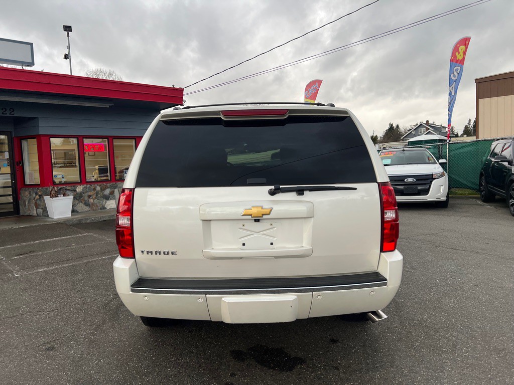2013 Chevrolet Tahoe Image 4