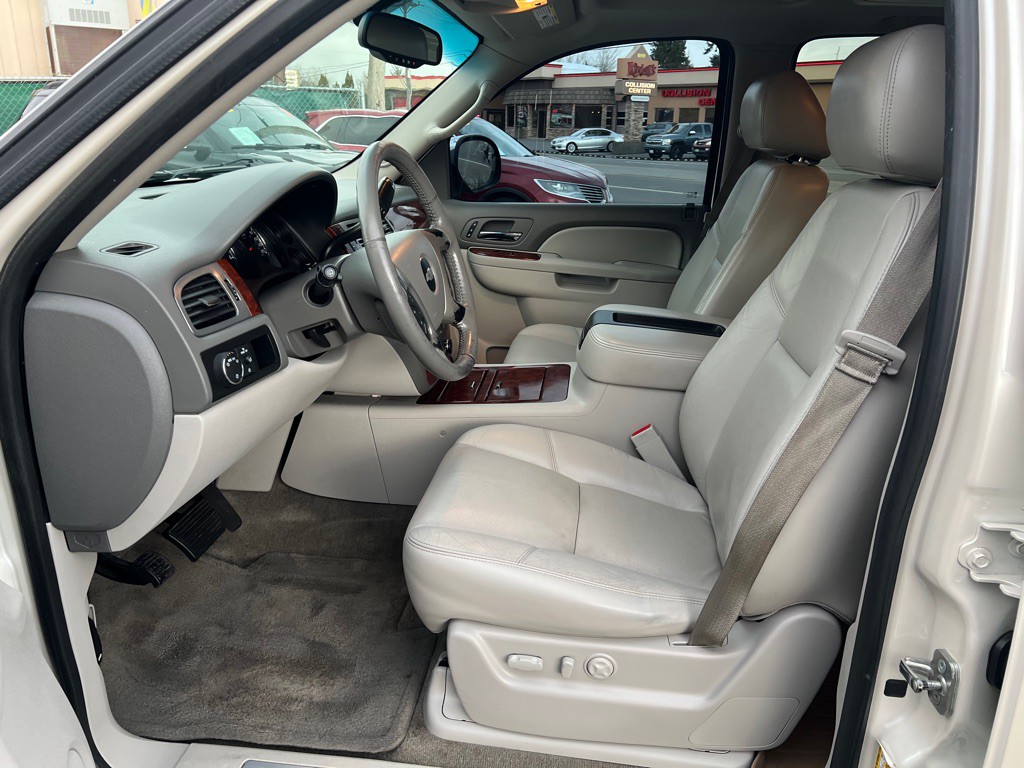 2013 Chevrolet Tahoe Image 8