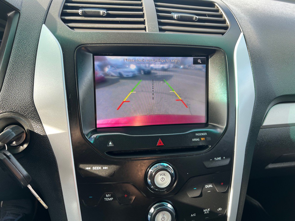 2013 Ford Explorer Image 10