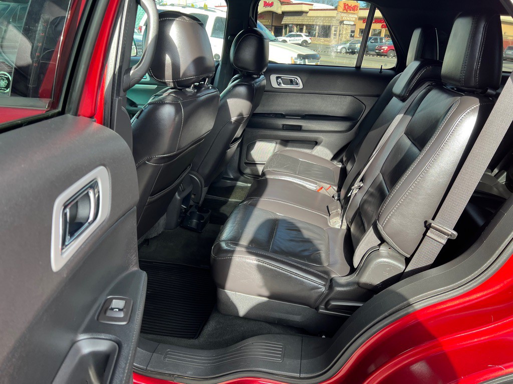 2013 Ford Explorer Image 15