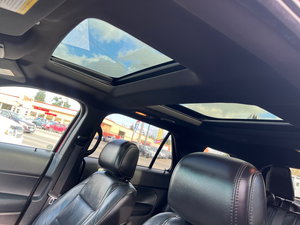 2013 Ford Explorer Image 17