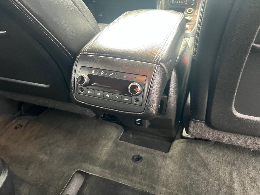 2014 GMC Acadia Image 23