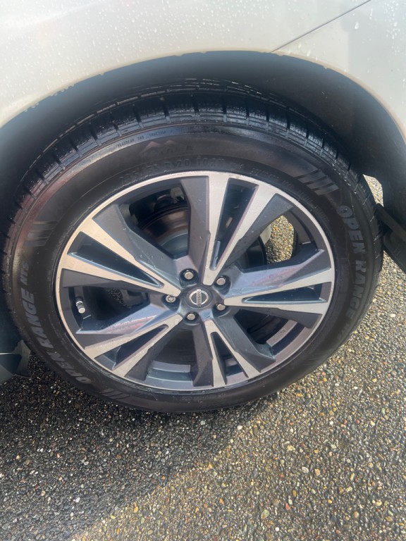 2017 Nissan Pathfinder Image 5