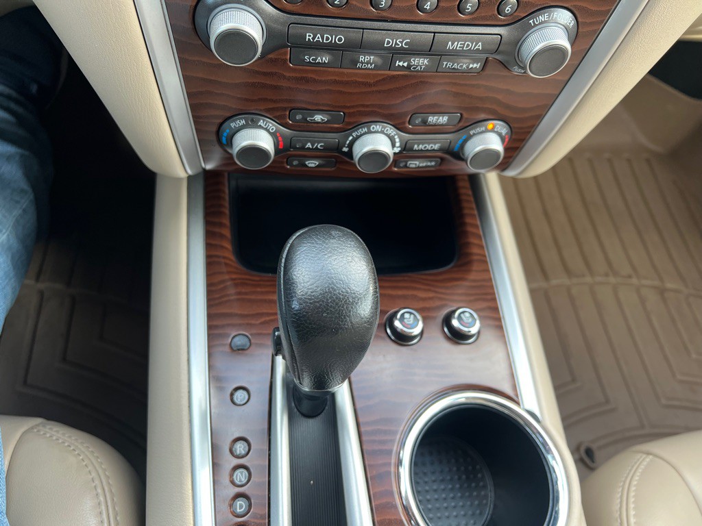 2017 Nissan Pathfinder Image 11