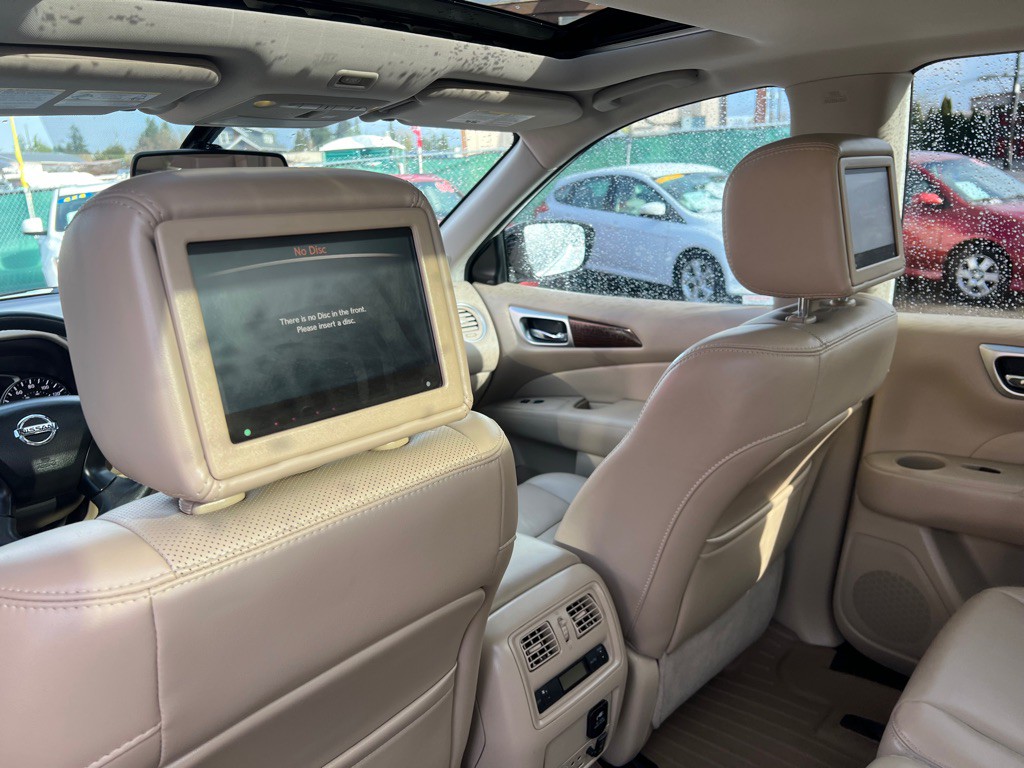 2017 Nissan Pathfinder Image 22