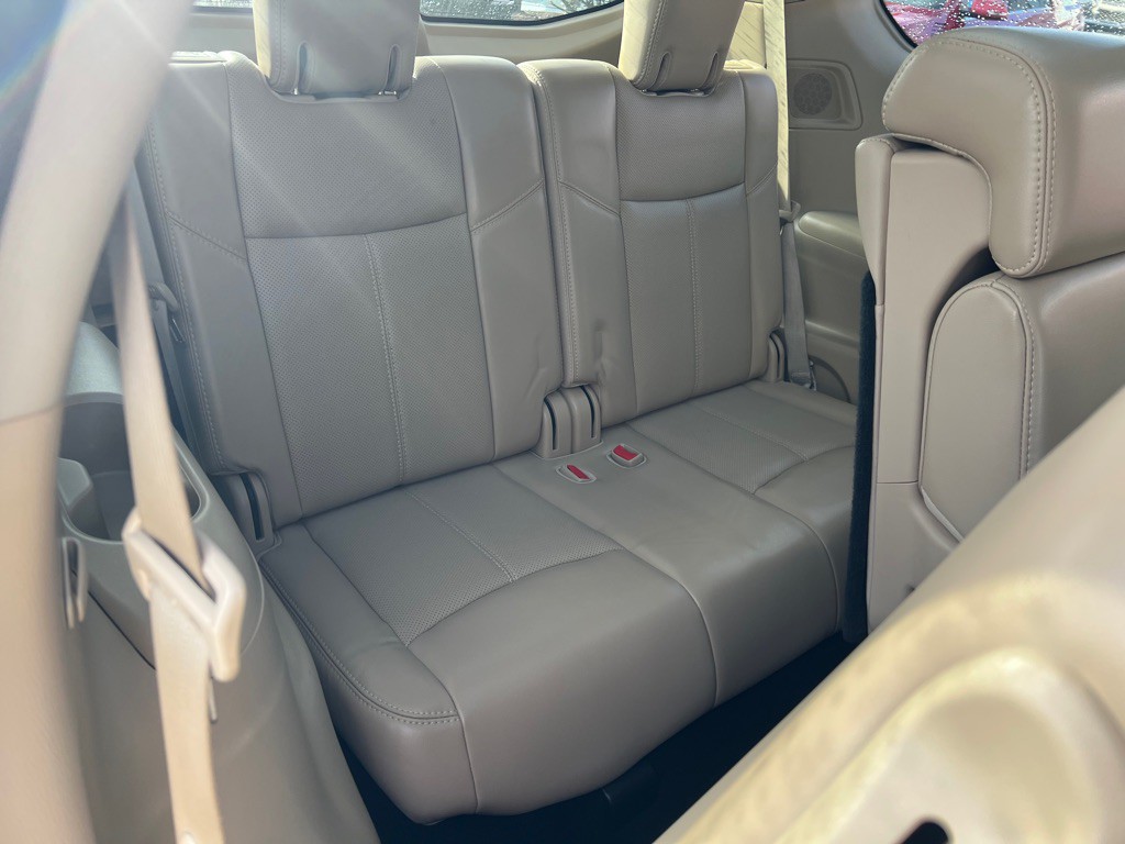 2017 Nissan Pathfinder Image 26