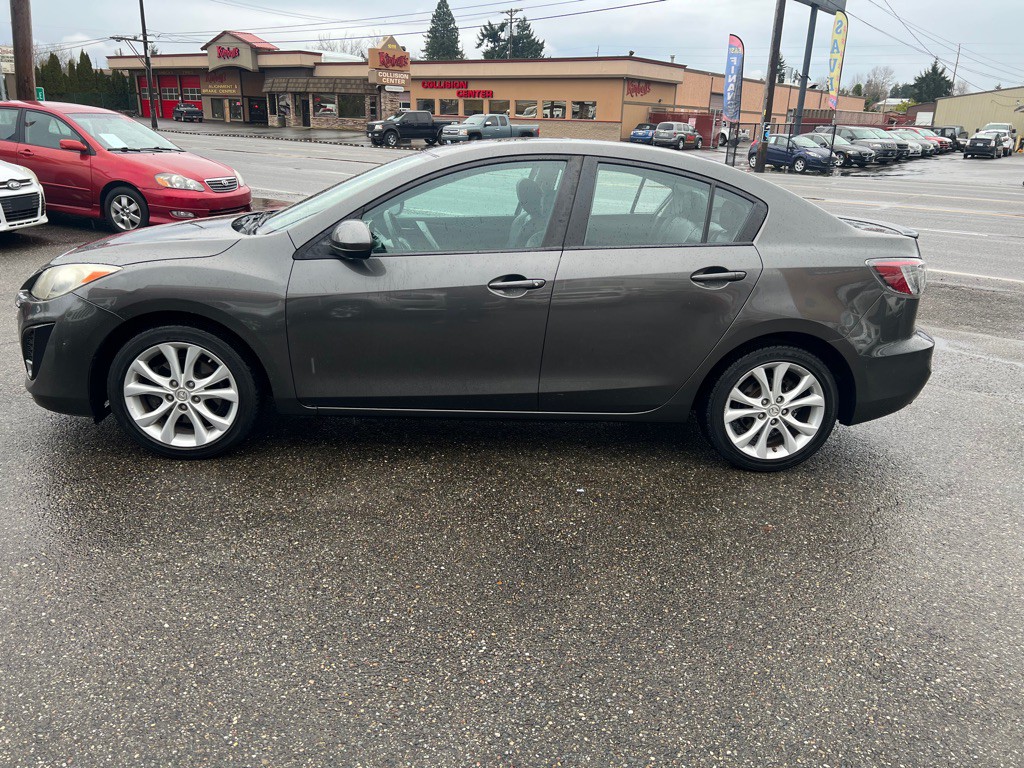 2010 Mazda Mazda3 Image 1