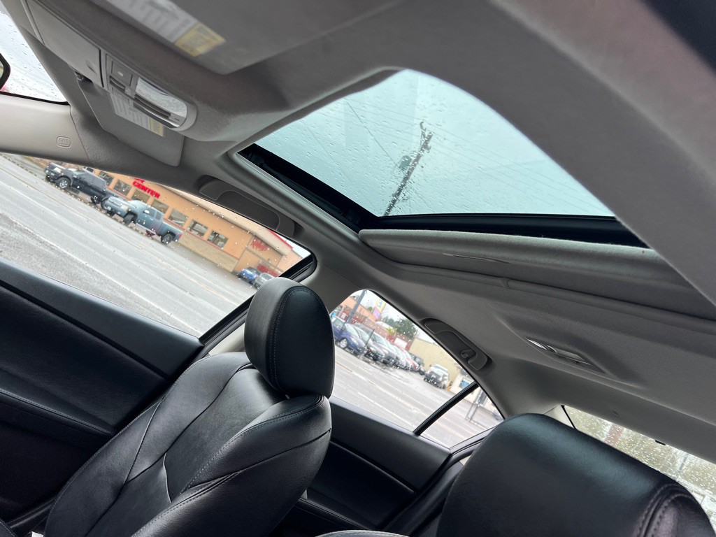 2010 Mazda Mazda3 Image 13