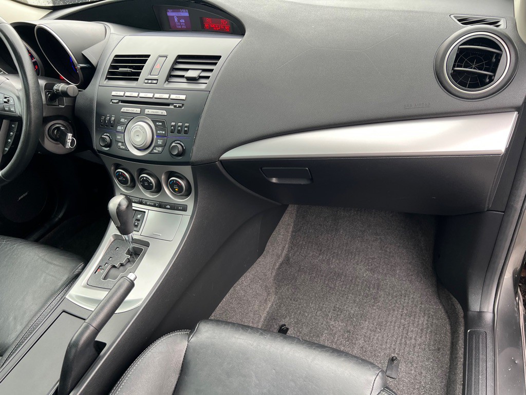 2010 Mazda Mazda3 Image 18