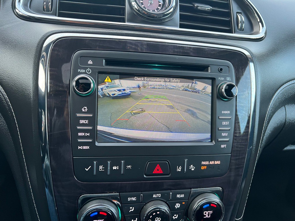 2016 Buick Enclave Image 10