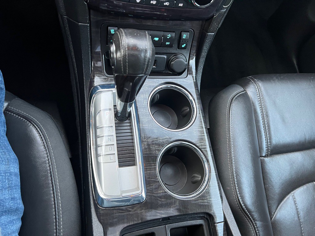 2016 Buick Enclave Image 12