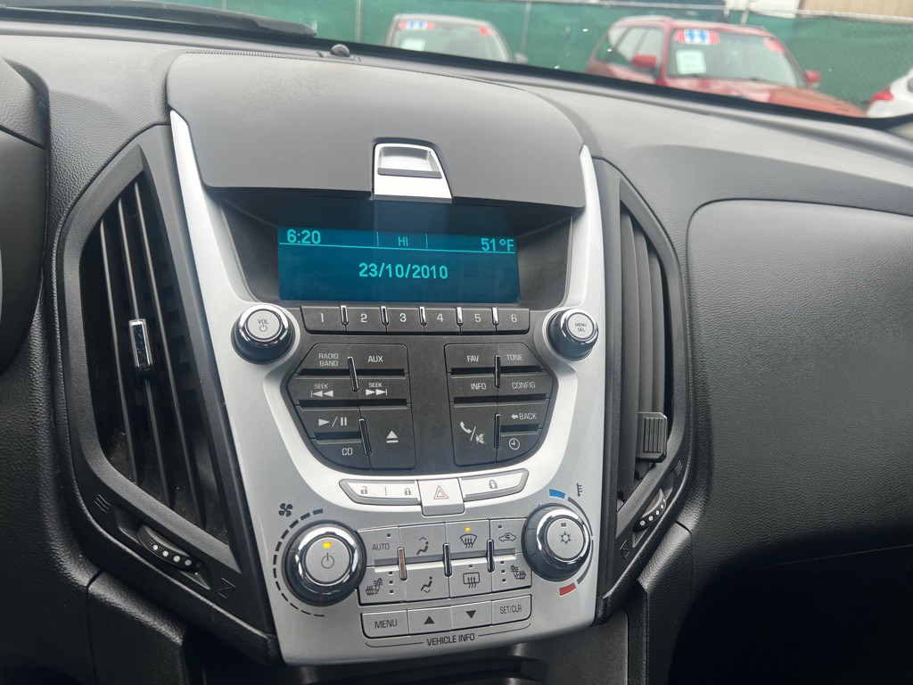 2011 Chevrolet Equinox Image 9