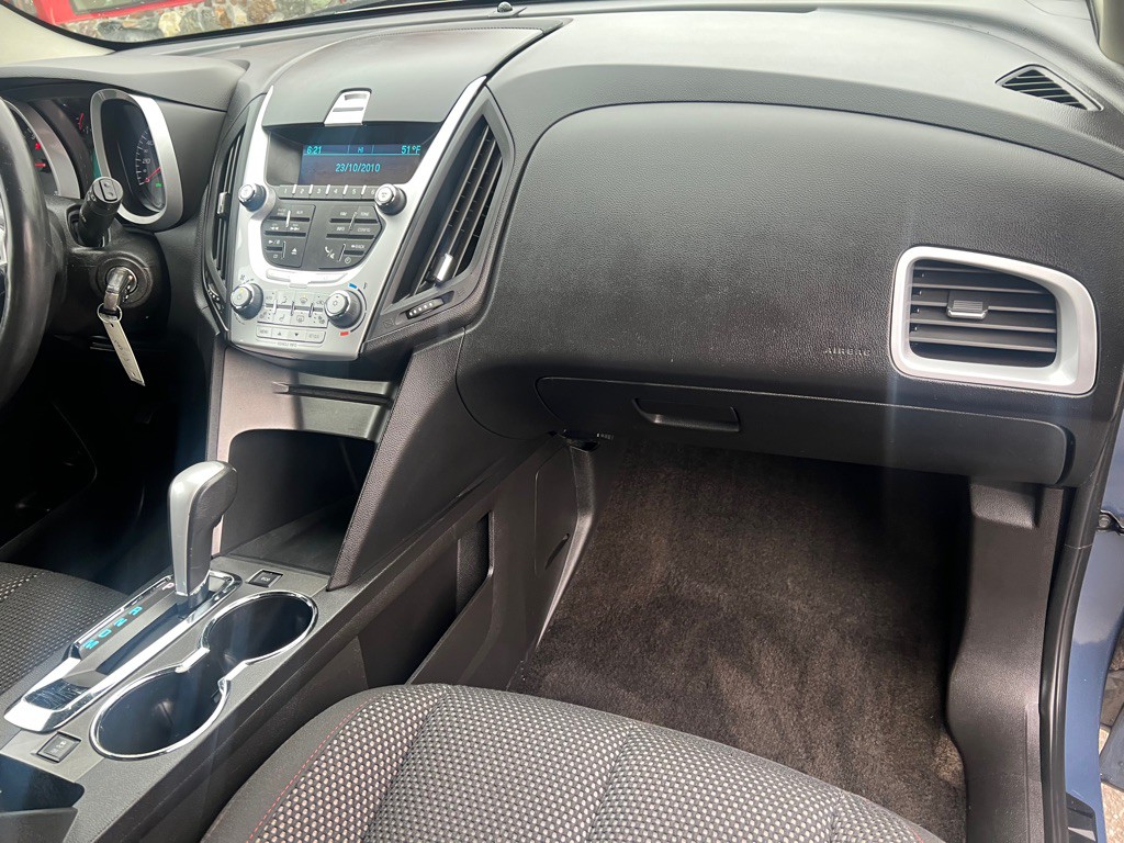 2011 Chevrolet Equinox Image 18