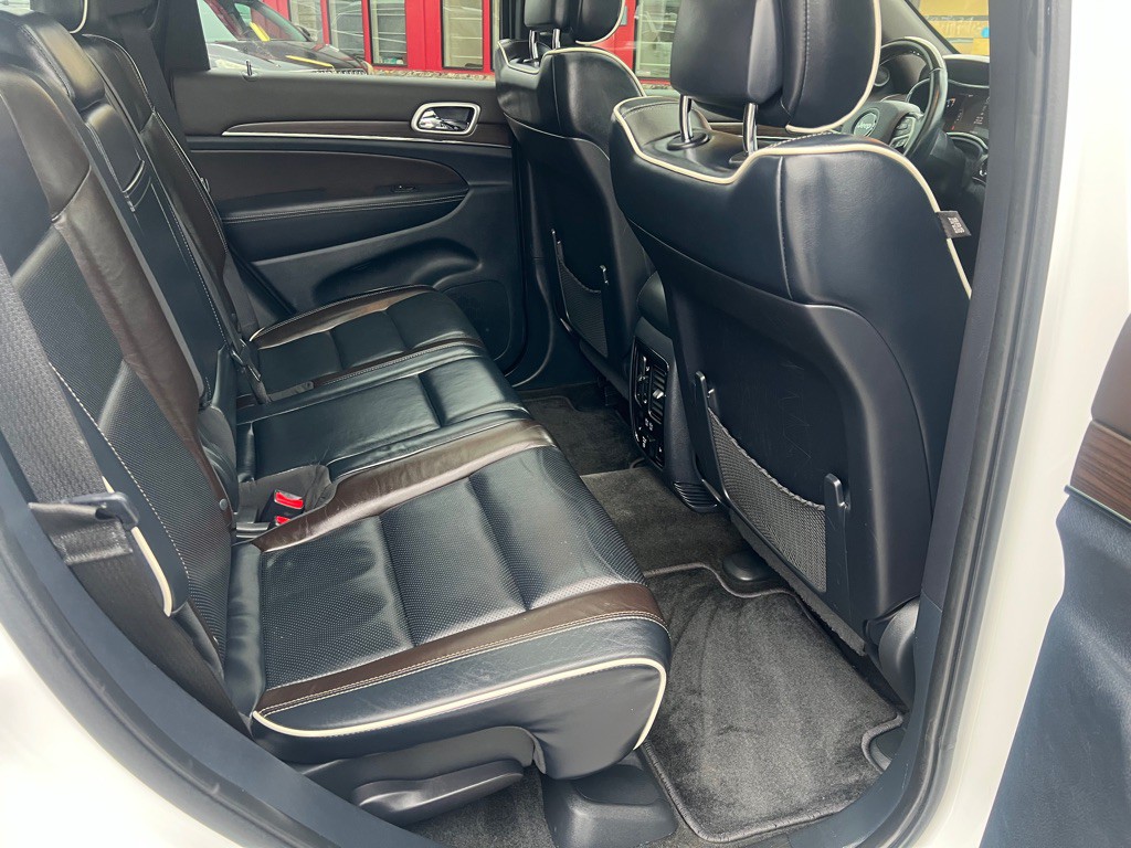 2015 Jeep Grand Cherokee Image 22
