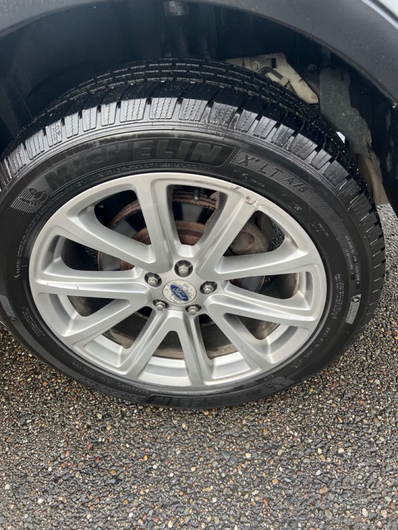 2016 Ford Explorer Image 5