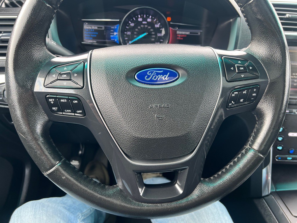 2016 Ford Explorer Image 14