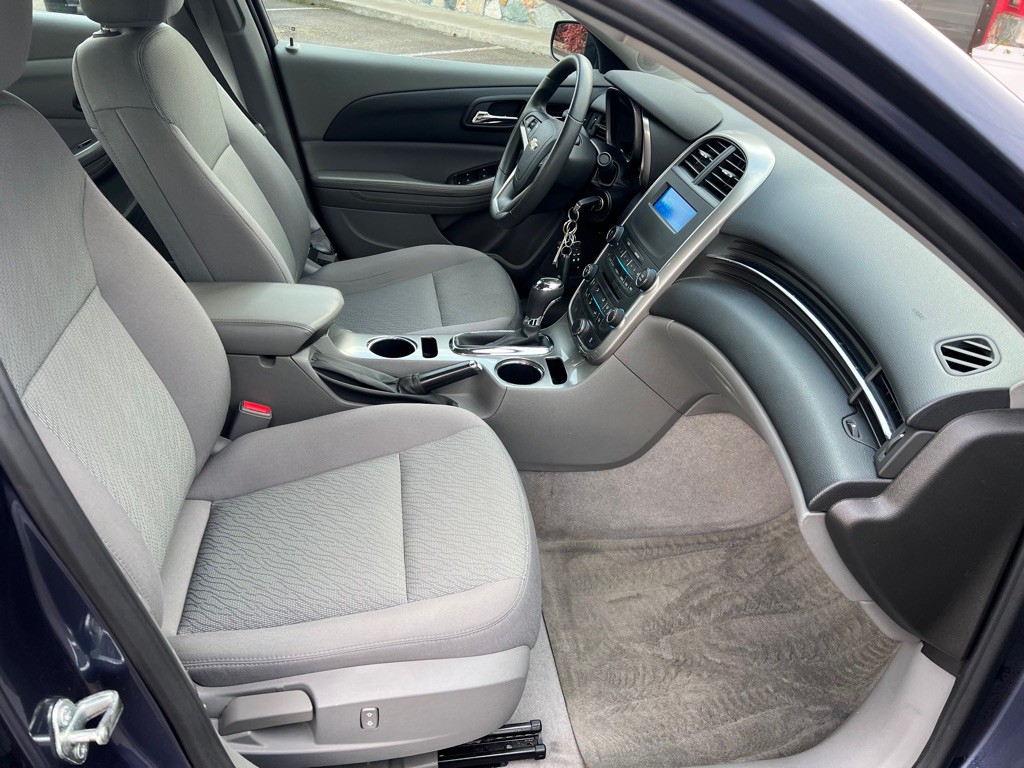 2015 Chevrolet Malibu Image 15