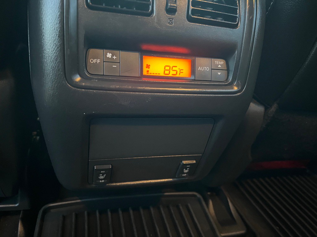 2014 Nissan Pathfinder Image 18