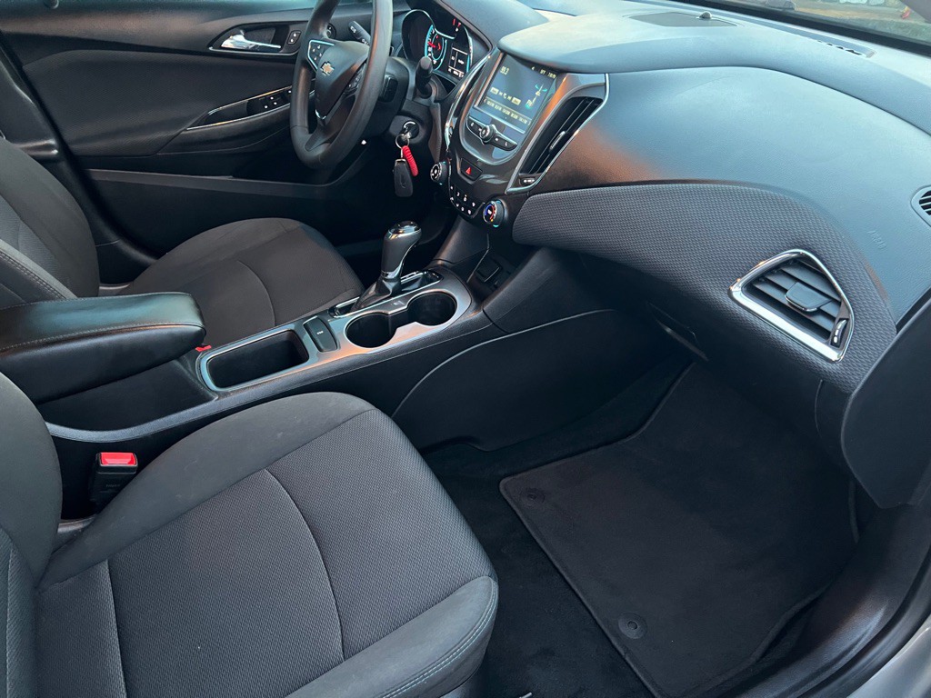 2017 Chevrolet Cruze Image 15
