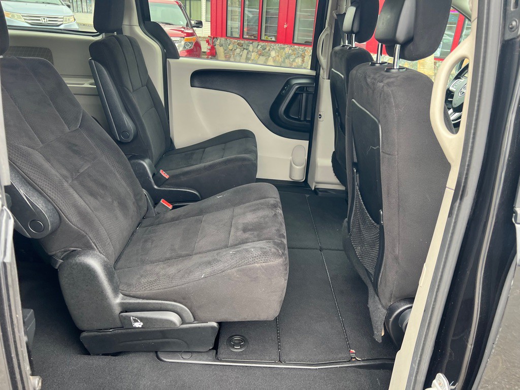 2011 Dodge Grand Caravan Image 18