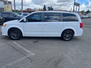 Image for 2017 Dodge Grand Caravan SXT ID: 7466772