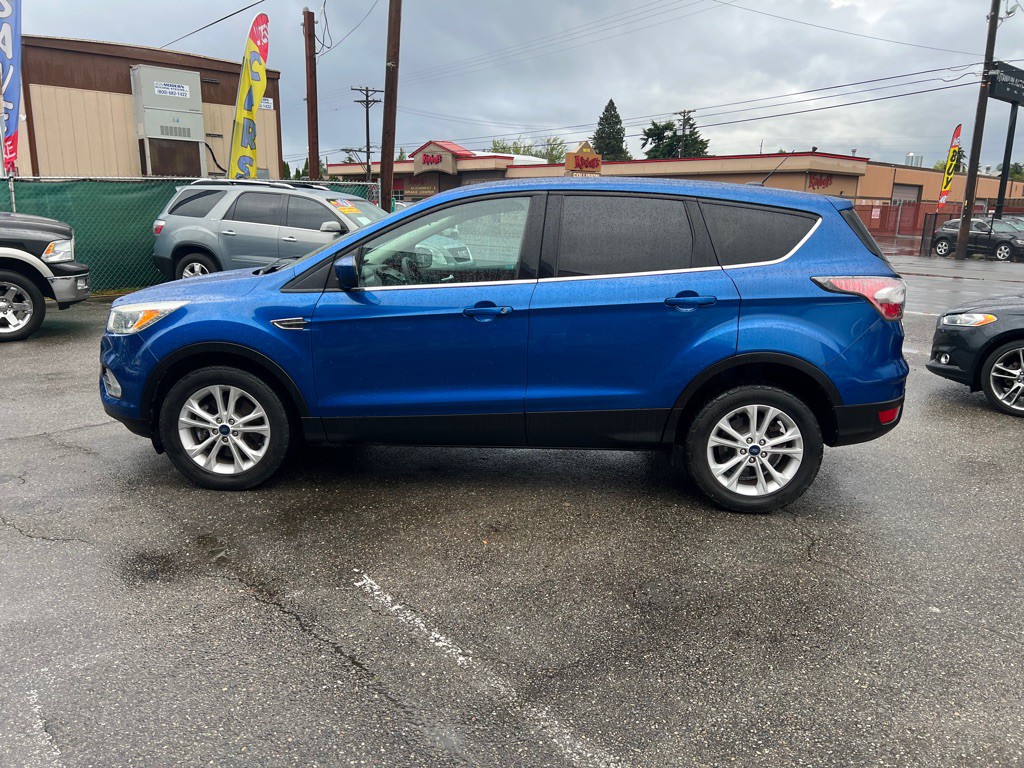 2017 Ford Escape Image 1