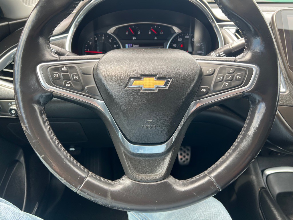 2018 Chevrolet Malibu Image 12