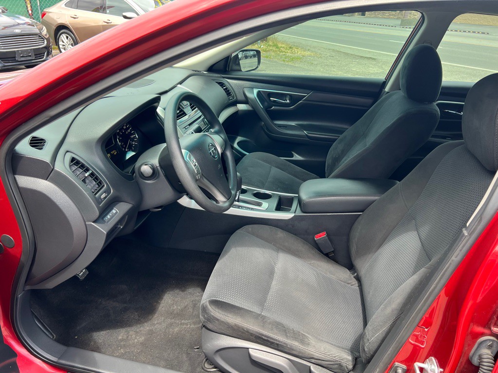 2015 Nissan Altima Image 7