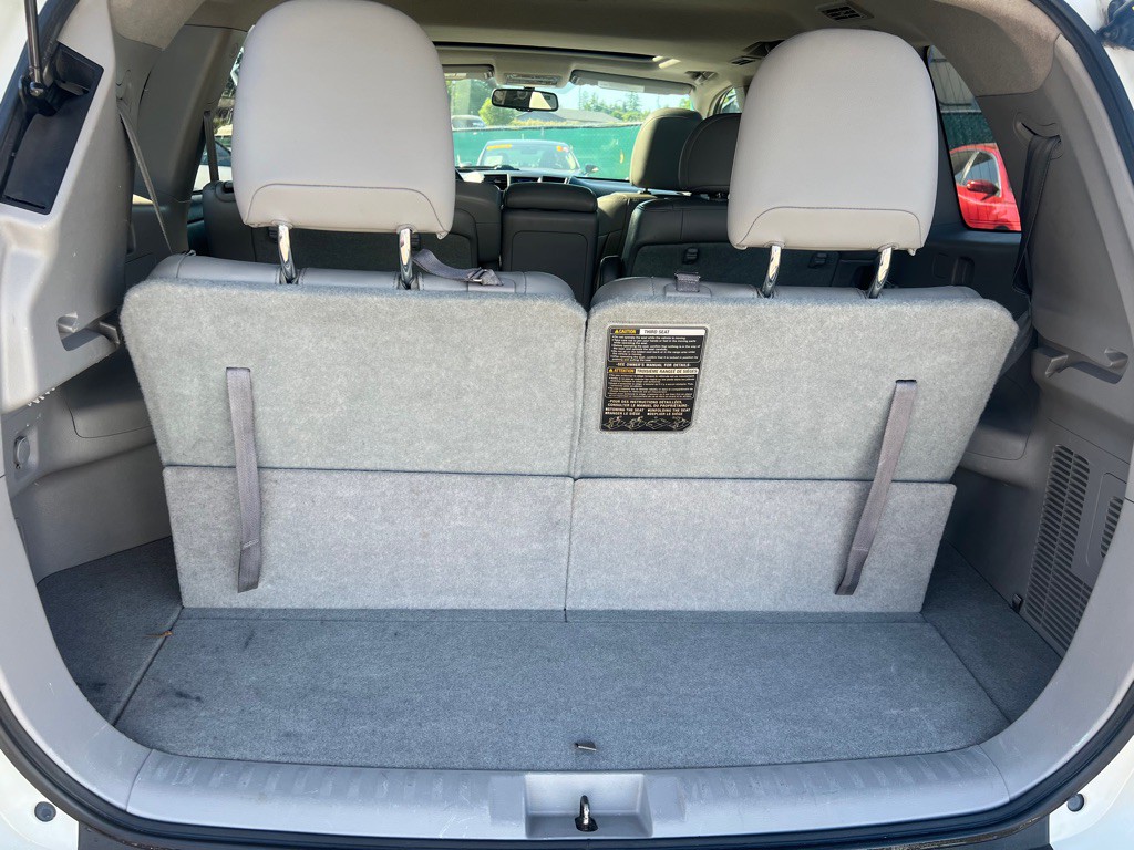 2011 Toyota Highlander Image 19
