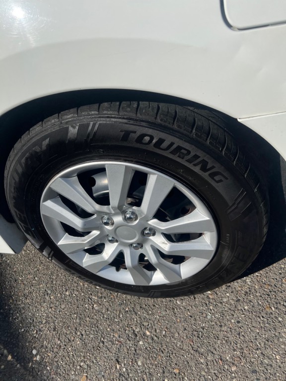 2017 Nissan Altima Image 5