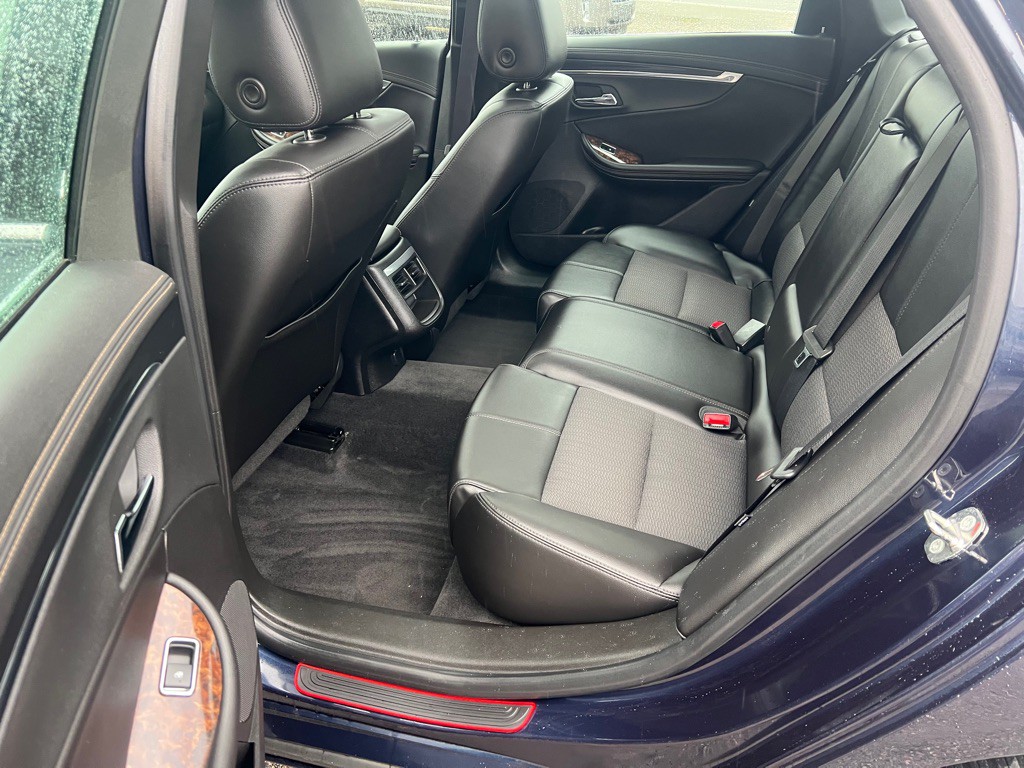 2015 Chevrolet Impala Image 18