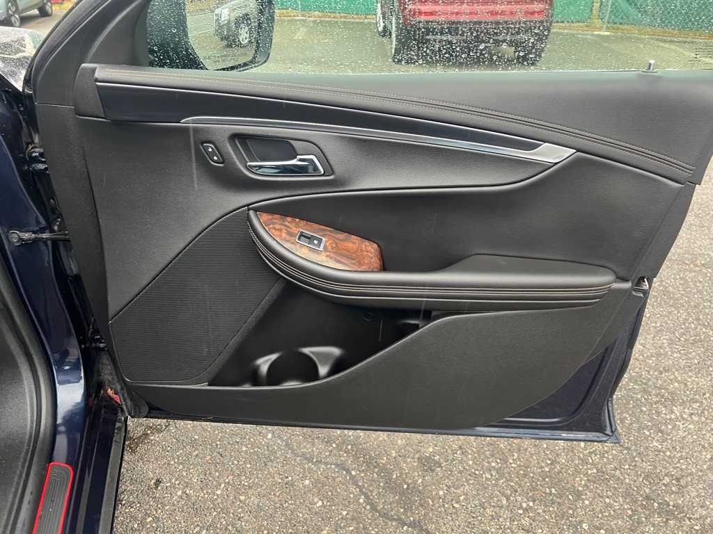 2015 Chevrolet Impala Image 21