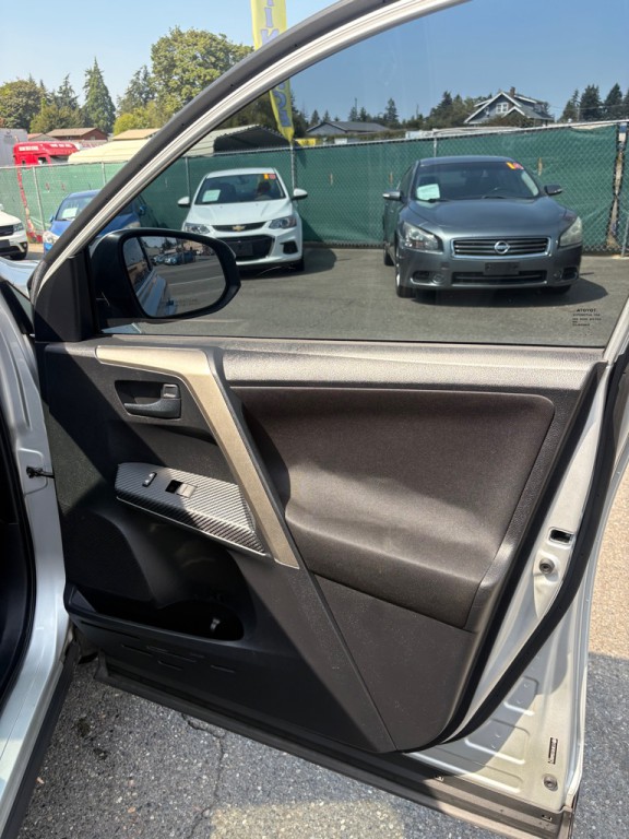2013 Toyota Rav4 Image 14