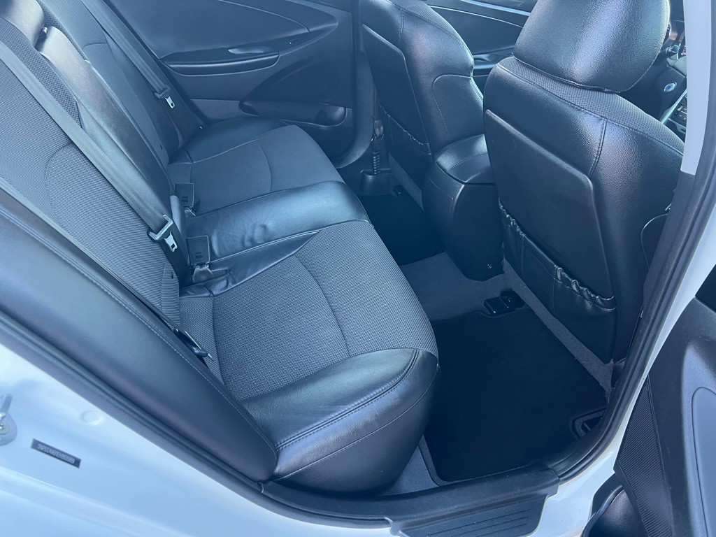 2014 Hyundai Sonata Image 18