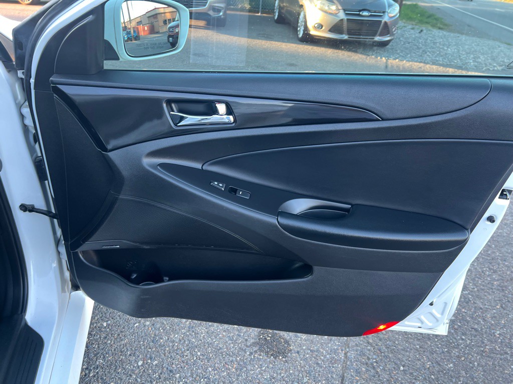2014 Hyundai Sonata Image 20