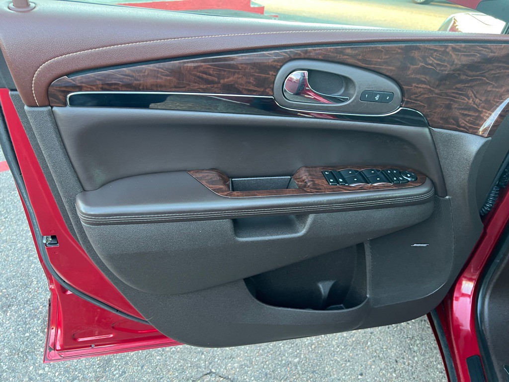 2014 Buick Enclave Image 17