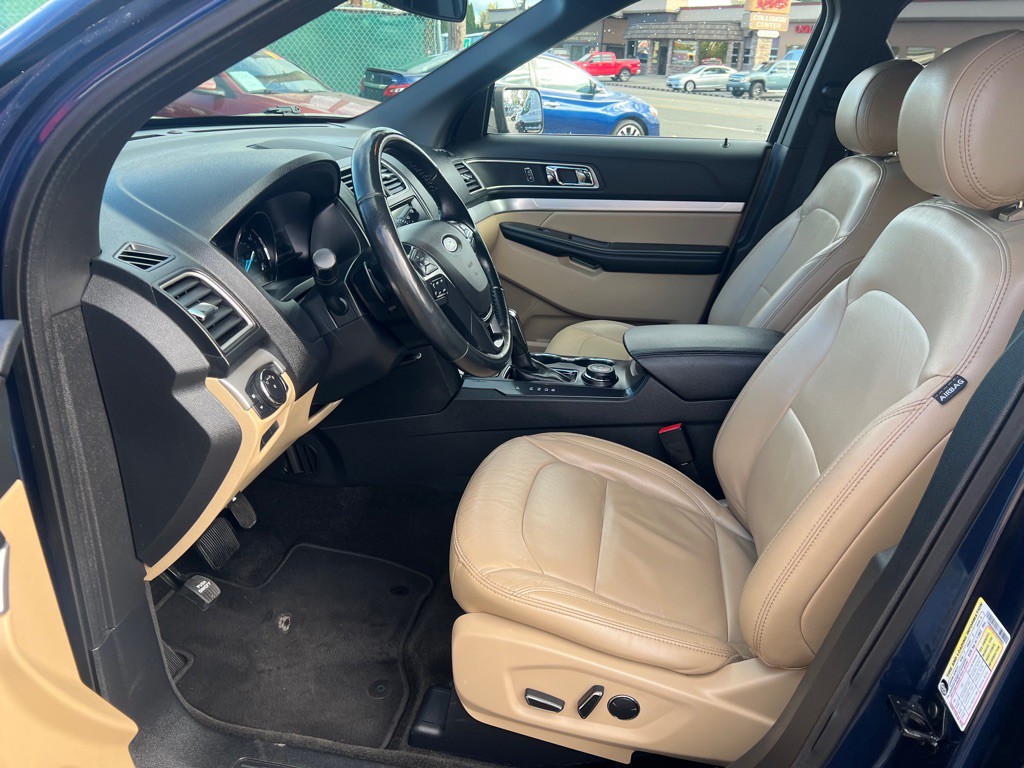 2017 Ford Explorer Image 7