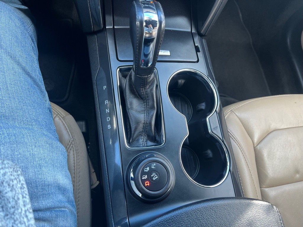 2017 Ford Explorer Image 11