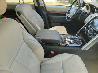 Image for 2017 Land Rover Discovery HSE ID: 5984471